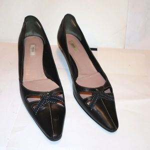 Prada Italy Black  Pointed Toe Kittten Heel   Pumps